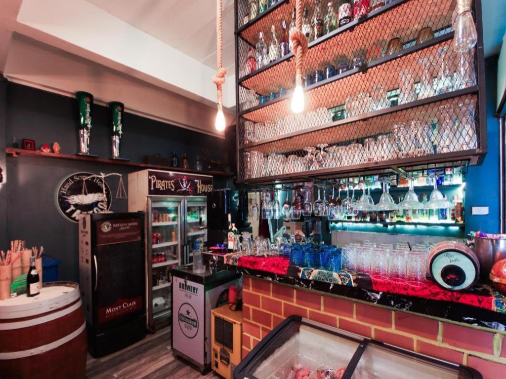 Oyo 1103 Pirates House Hotel Phi Phi Adaları Dış mekan fotoğraf